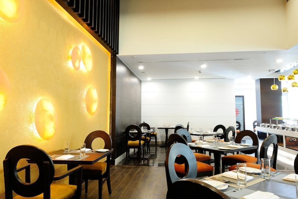 Country Inn & Suites By Radisson, Gurugram Sohna Road Kültér fotó