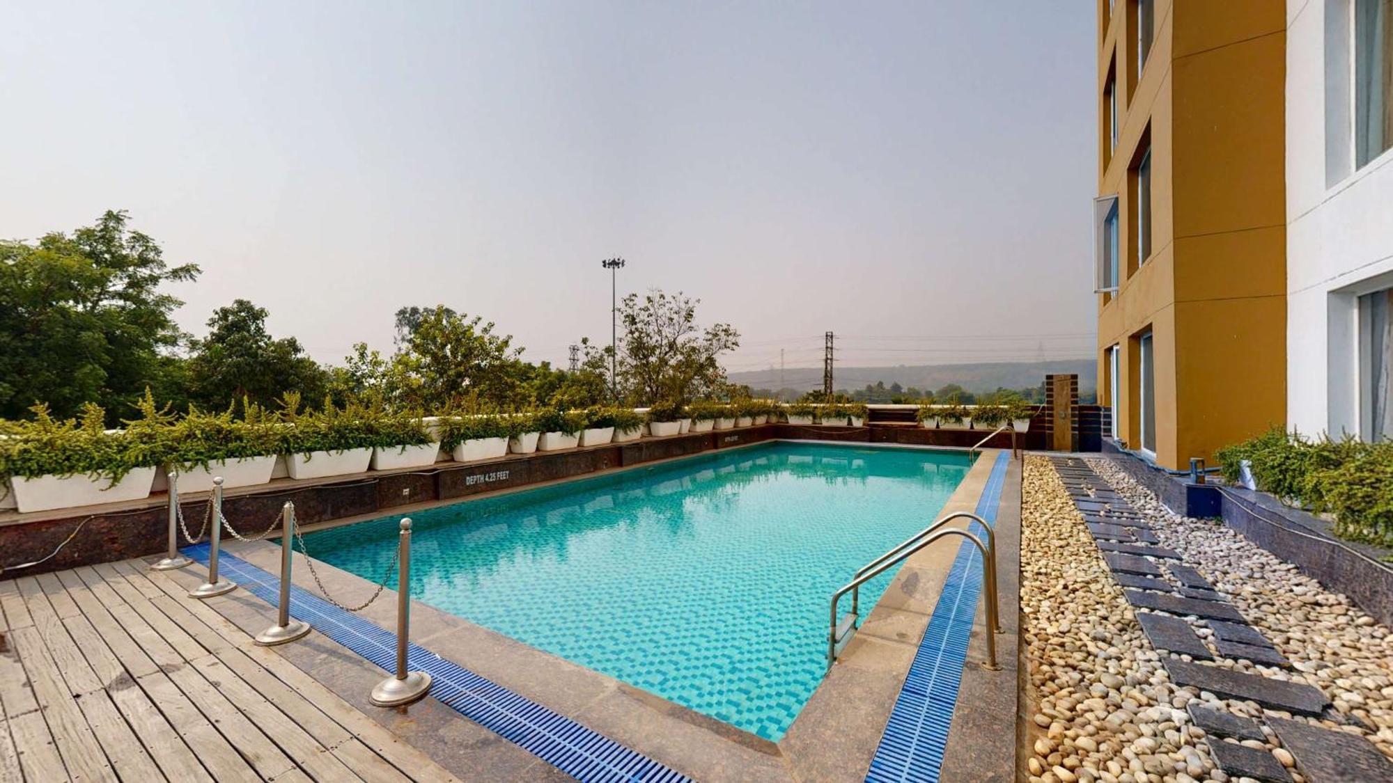Country Inn & Suites By Radisson, Gurugram Sohna Road Kültér fotó